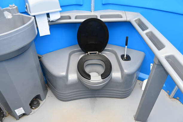Affordable portable toilet rental in Northport, AL
